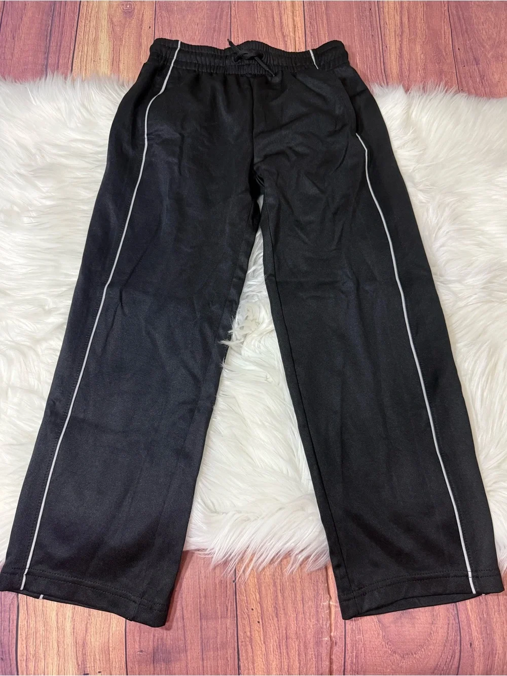 Old Navy Active Black Athletic Pants - Boys Size M (8)